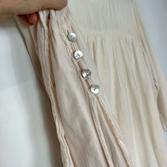 JP and Mattie Cream Boho Peasant blouse Cotton Shell Buttons Layered Tunic - Picture 2 of 15